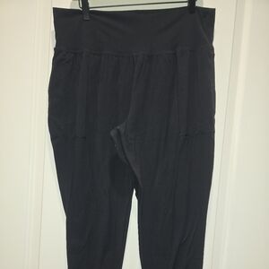 Athleta Salutation Jogger Pants Women's Size XL Great Condition Black